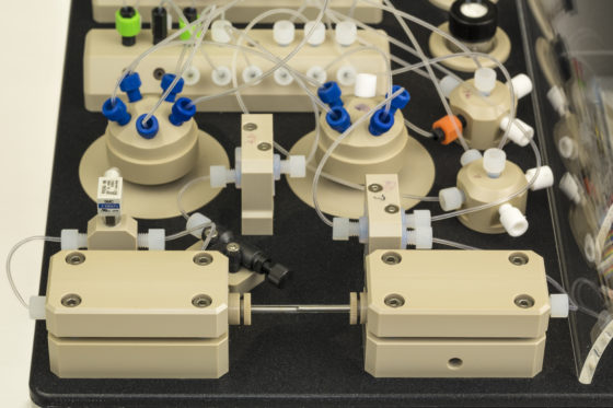 An universal fluorine radiochemistry module